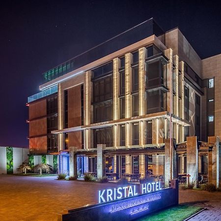 Hotel Kristal Fokszany Zewnętrze zdjęcie