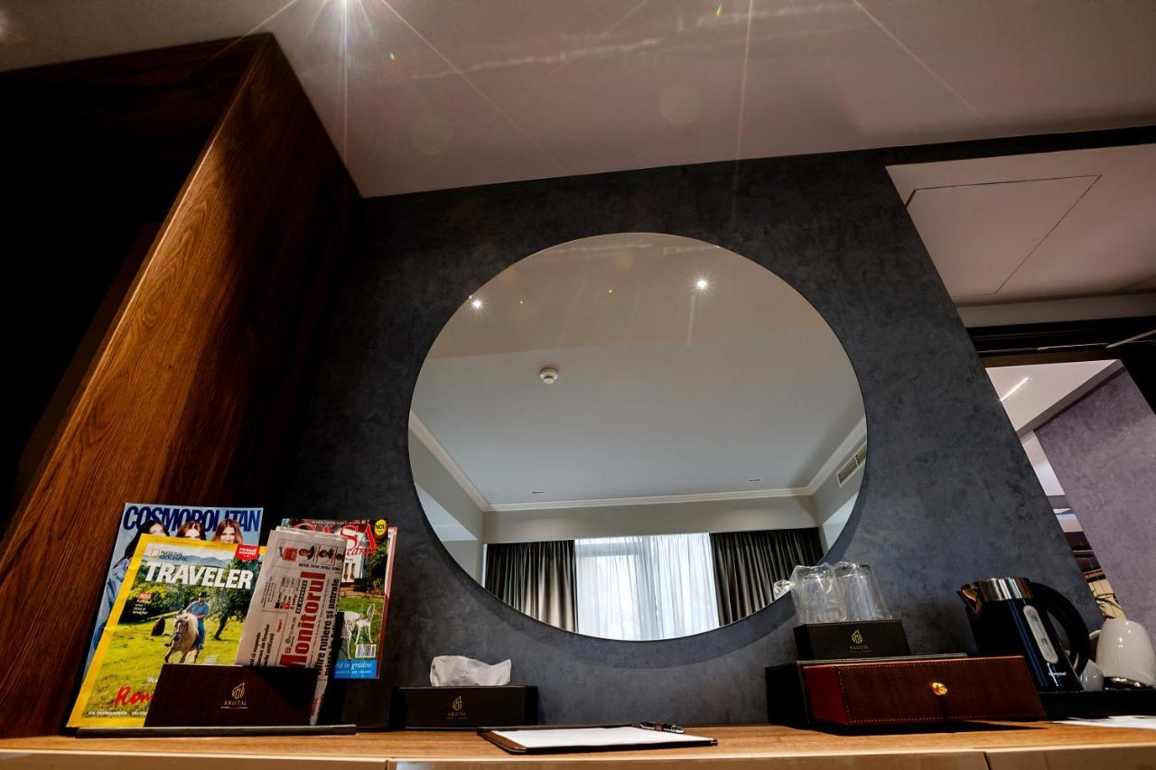 Hotel Kristal Fokszany Zewnętrze zdjęcie