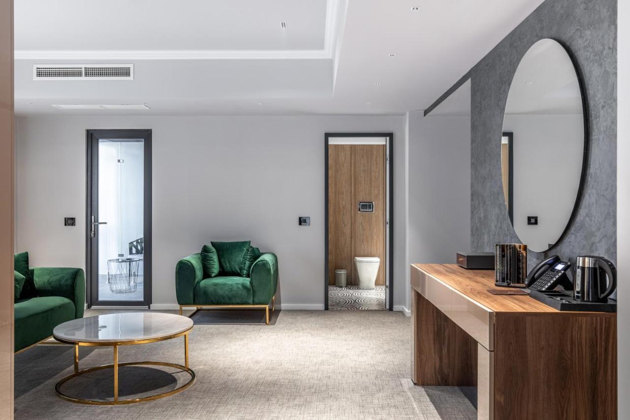 Hotel Kristal Fokszany Zewnętrze zdjęcie