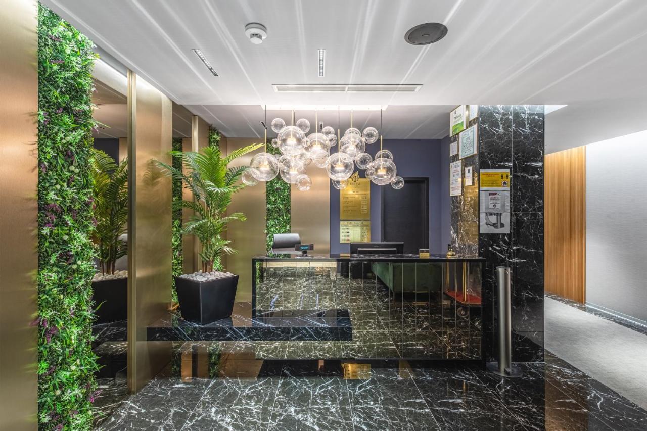 Hotel Kristal Fokszany Zewnętrze zdjęcie