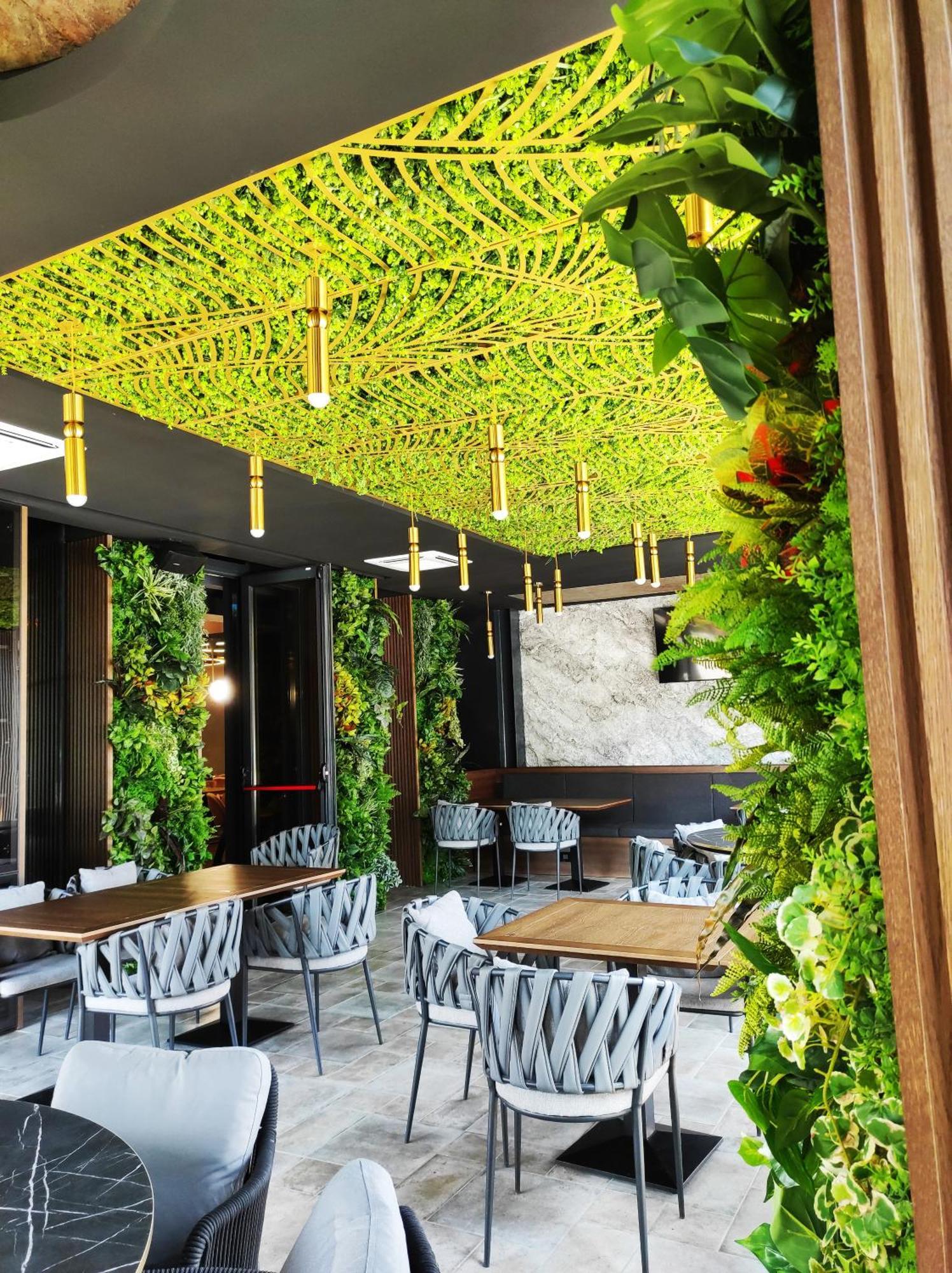 Hotel Kristal Fokszany Zewnętrze zdjęcie